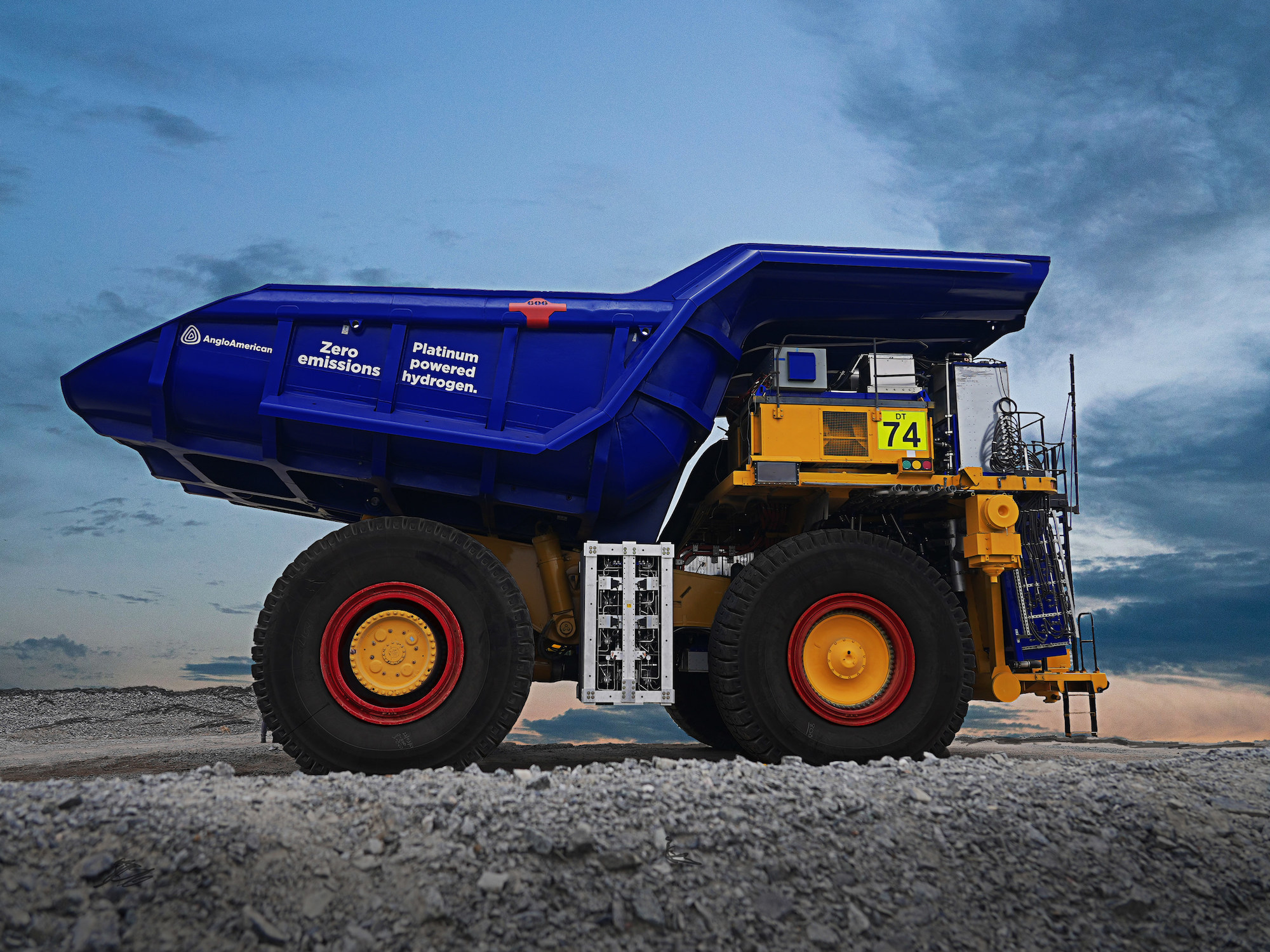 The proof-of-concept hydrogen powered ultra-class mine haul truck at Anglo American’s Mogalakwena Platinum Group Metals mine in South Africa. 