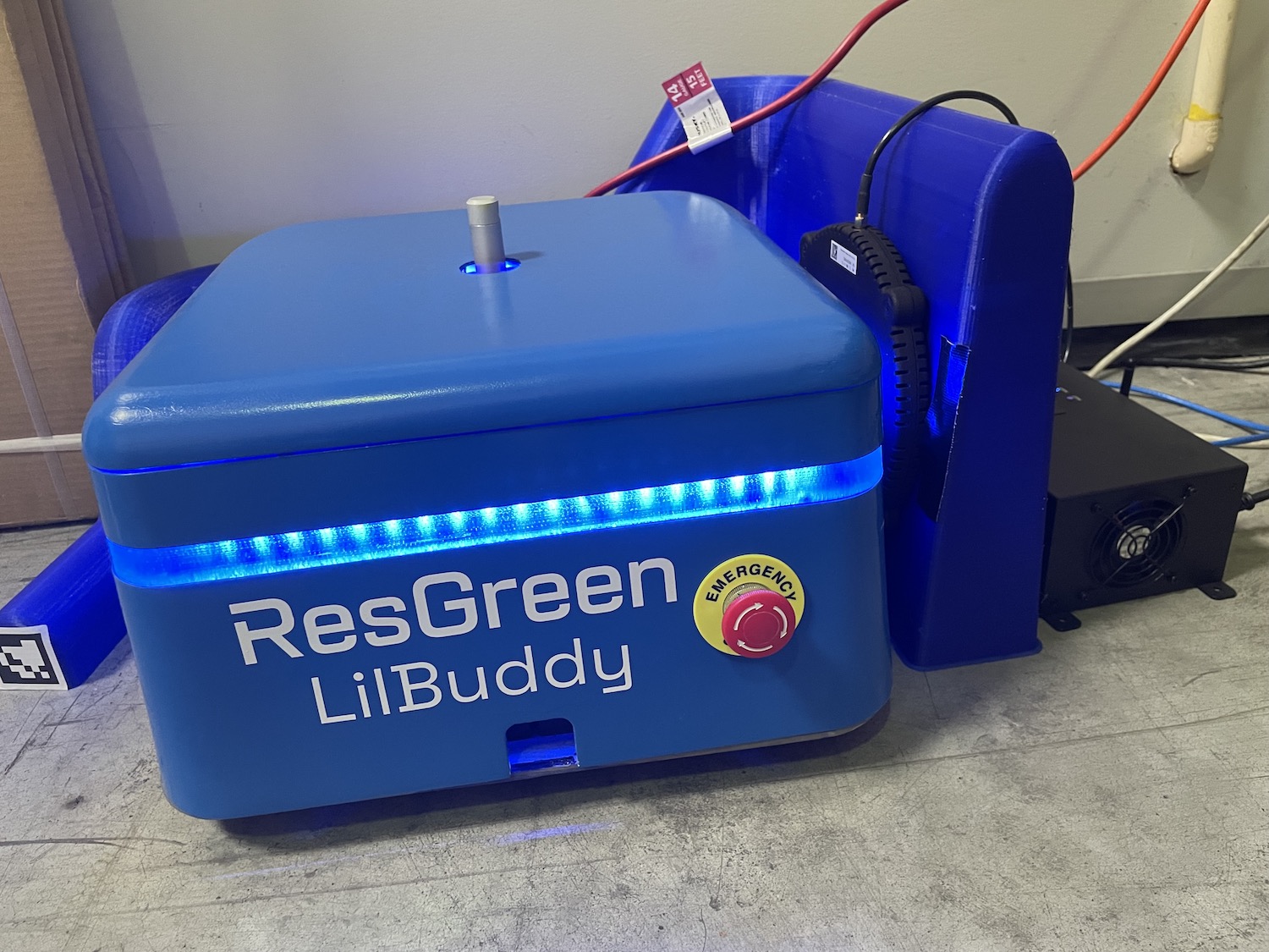 ResGreen's LilBuddy robot uses a WiBotic autonomous charger.
